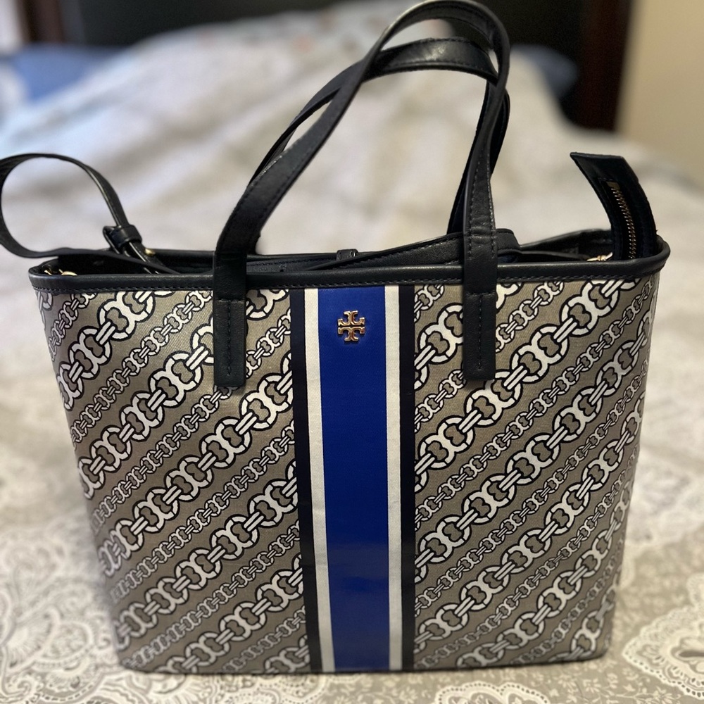 TORY BURCH GRAY GEMINI LINK BIAS